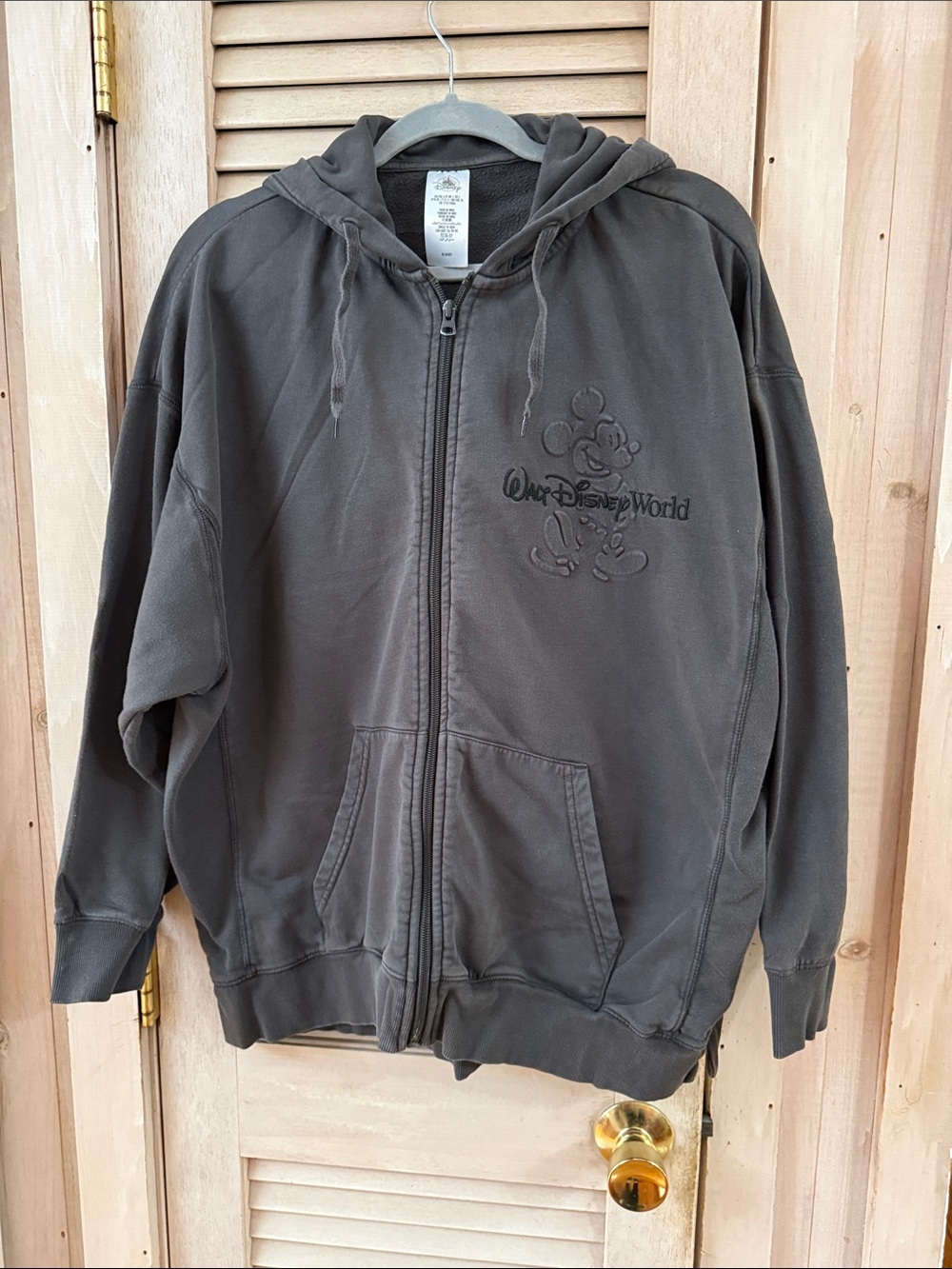 Walt Disney World Black Walt Disney World Zip-Up Hoodie Size large Mickey crest